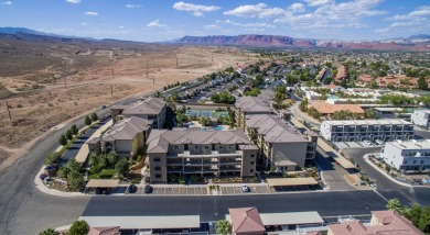 AMAZING 4th FLOOR PENTHOUSE CONDO at Estancia! Only one other