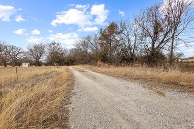 Hard to find larger tract in Pottsboro take a look around and - photo 7