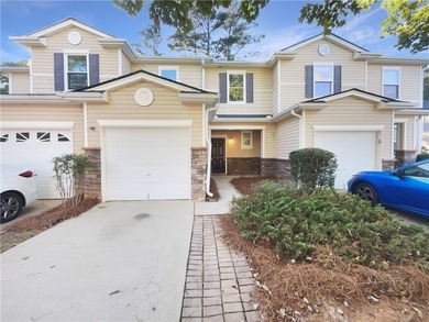 Lake Allatoona Townhome/Townhouse For Sale in Acworth Georgia