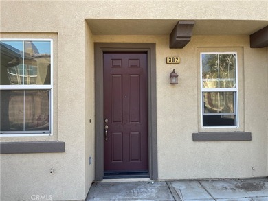 Lake Elsinore Condo Active Under Contract in Lake Elsinore California