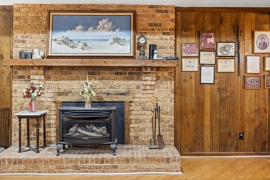 MOTIVATED SELLER. Priced to move quickly. This property is great - photo 12