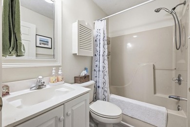 Welcome to this beautiful 3-bedroom, 2-bath home nestled in the - photo 12