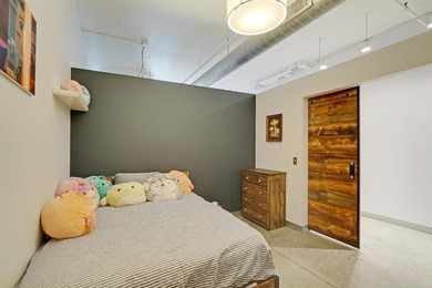 Located in Minneapolis' historic Mill District neighborhood - photo 14