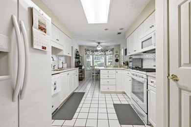Welcome to this beautiful 3-bedroom, 2-bath home nestled in the - photo 16