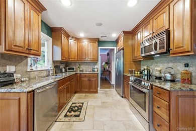 Welcome to this stately, immaculately maintained 4 bedroom, 2.5 - photo 17