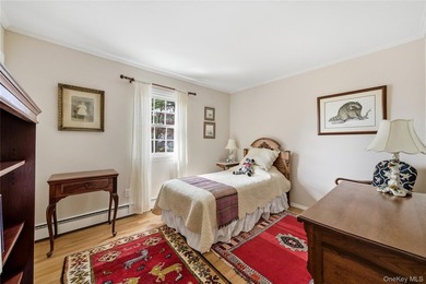 Welcome to this stately, immaculately maintained 4 bedroom, 2.5 - photo 27