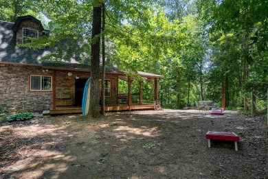 The ''Hidden Gem'' is situated on 2 lots with an easy walk to - photo 1
