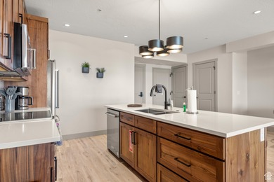 Modern Luxury Condo Near Bear Lake Short term rental Approved - photo 59