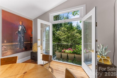 Stunning North Asheville home on a 0.76 acre lot in a desirable - photo 8