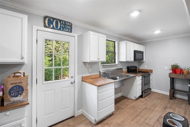 Affordable Waterfront Opportunity at Moss Lake. Discover the - photo 10