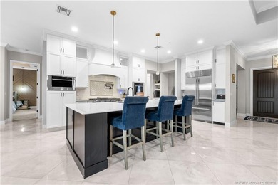 Experience luxury in this exceptional custom estate on 5 private - photo 11