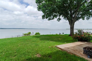 Lake Condo For Sale in Runaway Bay, Texas