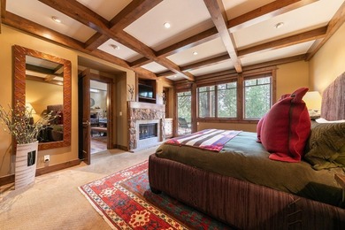 Located adjacent to the Jack Nicklaus Signature Golf Course at - photo 10
