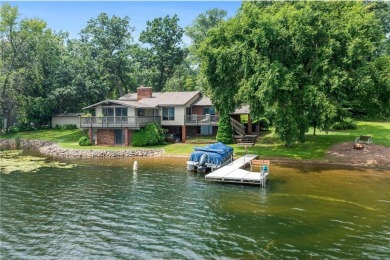 Lake Home Sale Pending in Scandia, Minnesota