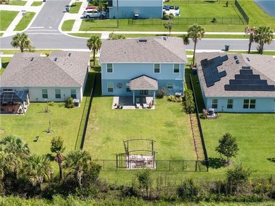 Move-in ready and beautifully maintained, this spacious - photo 33