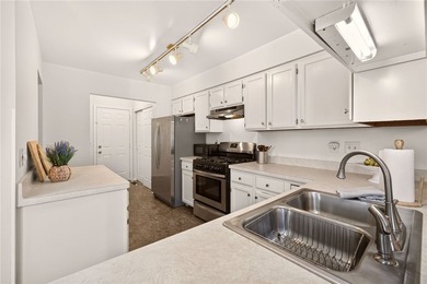 Welcome to 27 Neville Lane, nestled in the heart of Brighton! - photo 15