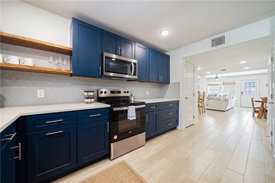 Welcome to Little Bay Landing, a fully reimagined 24-unit condo - photo 15