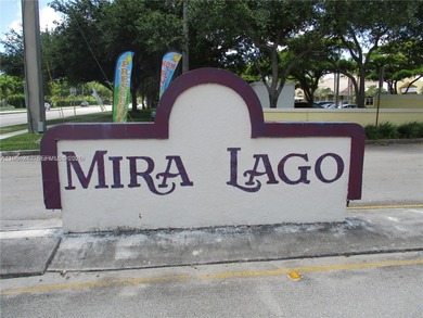 (private lake, pond, coastal) Condo For Sale in Oakland Park Florida