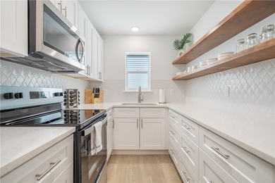 Welcome to Little Bay Landing, a fully reimagined 24-unit condo - photo 25