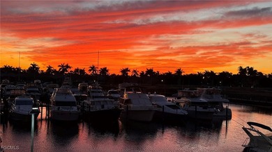 Cape Coral Lakes Area Condo For Sale in Cape Coral Florida