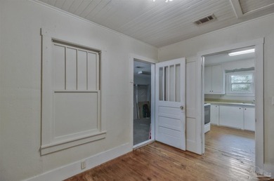 Vintage 3-bedroom, 1-bath home with plenty of potential! This - photo 31