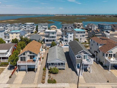 Outstanding Bay Views! Classic Avalon opportunity just blocks - photo 3