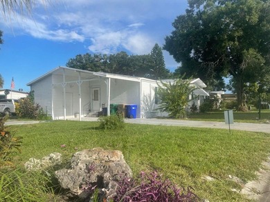 Lake Okeechobee Home For Sale in Okeechobee Florida