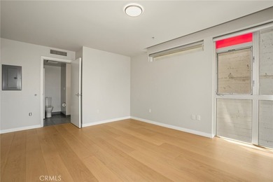 Discover the perfect blend of style, space, and location in this - photo 25