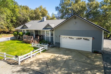 Over 4 Acres with an additional 2-car garage and covered RV - photo 3