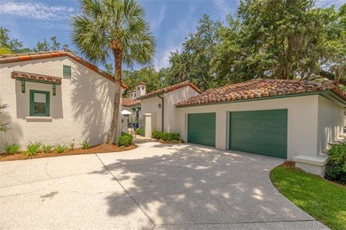 Quaint Charm. Timeless Design. Exclusive Privacy. Nestled on a - photo 4