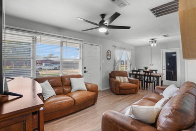 Adorable 3-Bed, 3-Bath Updated Home Near Buffalo Springs Lake