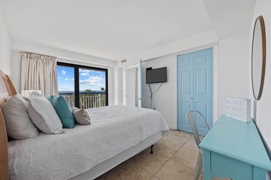 This updated oceanfront 1BR, 1BA unit offers unobstructed ocean - photo 13