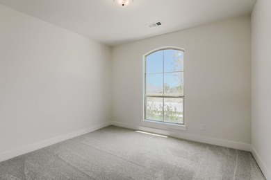 Gorgeous 2-story design from American Legend Homes featuring 4 - photo 17