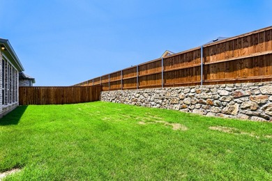 Gorgeous 2-story design from American Legend Homes featuring 4 - photo 25