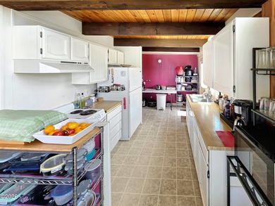 Experience the ultimate coastal lifestyle in this three-story - photo 9
