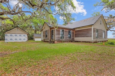 55 Cedar Point Rd - 10.57 | Marsh Views | Historic Coastal - photo 3