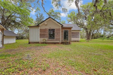 55 Cedar Point Rd - 10.57 | Marsh Views | Historic Coastal - photo 4