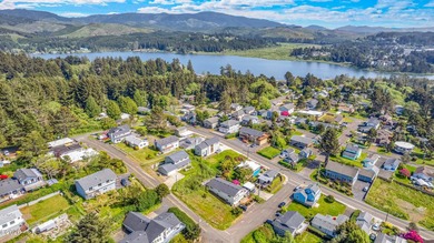 Ocean View lot in the heart of North Lincoln City, just a few - photo 9