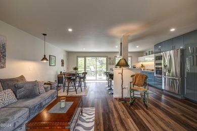 Fully custom remodeled home (2020-2021). Brought up to exacting - photo 4