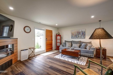 Fully custom remodeled home (2020-2021). Brought up to exacting - photo 10