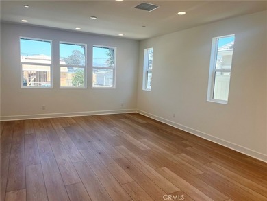 Brand new home 15 minutes to the beach! Our 2-level single - photo 3