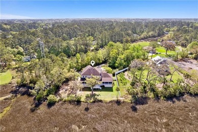 Welcome to Sandpiper Retreat, an exceptional estate-style - photo 3