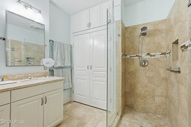 Welcome to 12 Avalon at Indigo! Luxurious one-level living in - photo 18