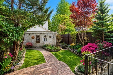 Just Listed - Stunning Tudor Home in Prime Forest Hills Welcome - photo 20