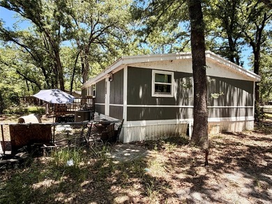 3 bed 2 bath manufactured home near Cedar Creek reservoir in Oak - photo 8
