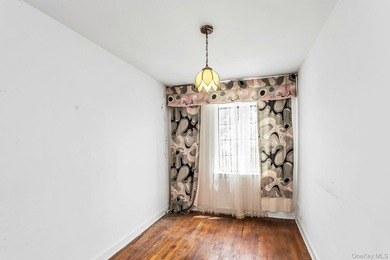 BEST PRICED HOME IN WHITESTONE!!!! Opportunity knocks on this - photo 14