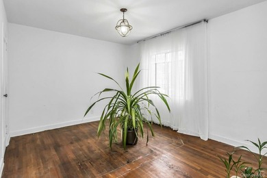 BEST PRICED HOME IN WHITESTONE!!!! Opportunity knocks on this - photo 15