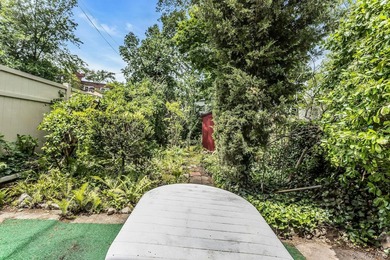 BEST PRICED HOME IN WHITESTONE!!!! Opportunity knocks on this - photo 18