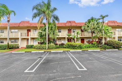 Huntington Lakes Condo For Sale in Delray Beach Florida