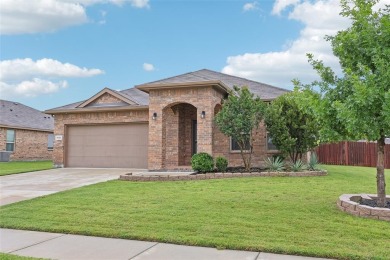 Lake Home Sale Pending in Azle, Texas
